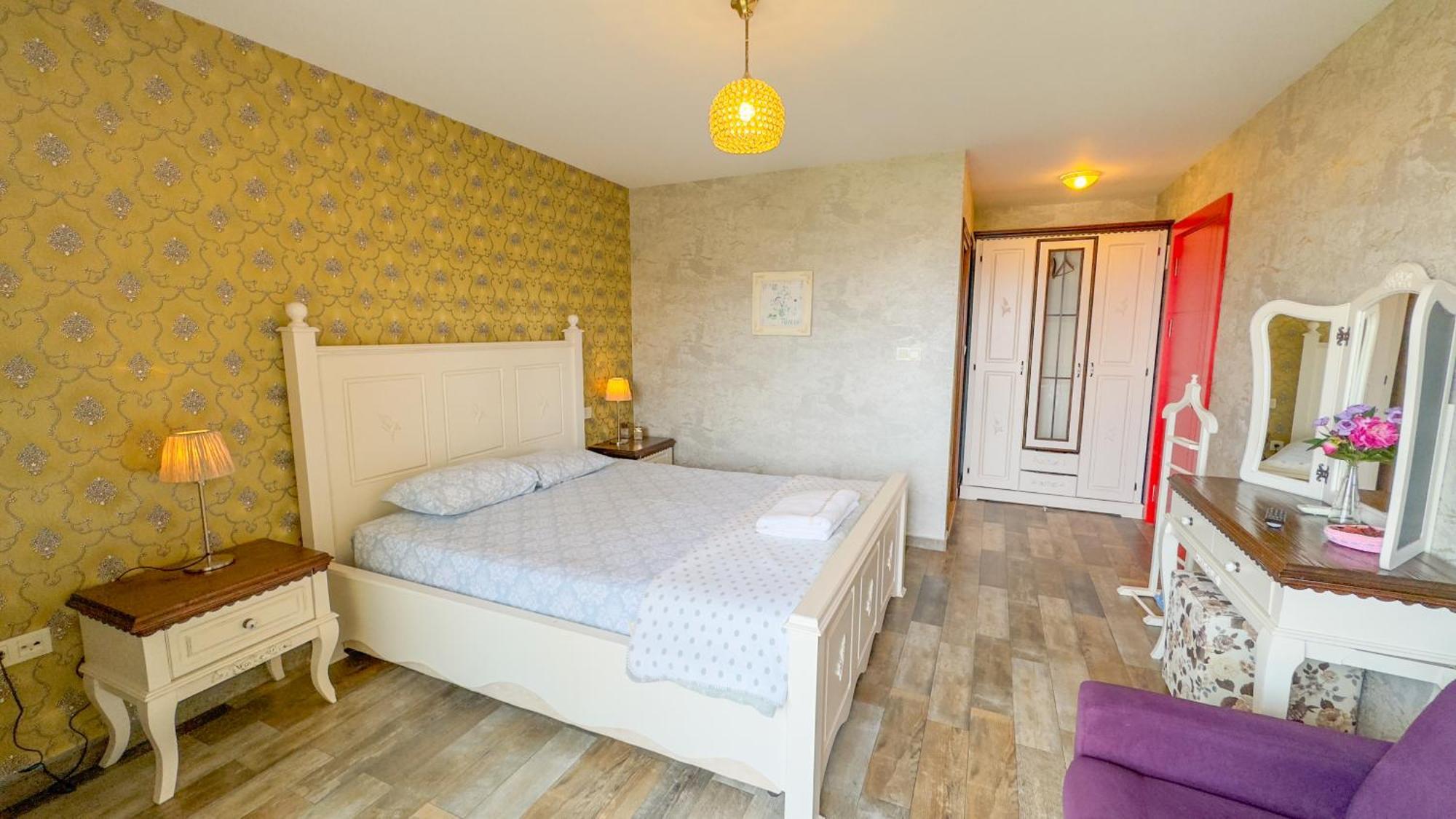 Niluefer Butik Otel (Adults Only) Ayvalı Buitenkant foto