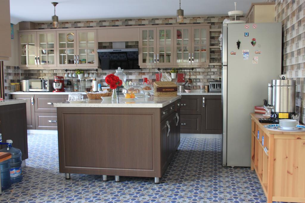 Niluefer Butik Otel (Adults Only) Ayvalı Buitenkant foto