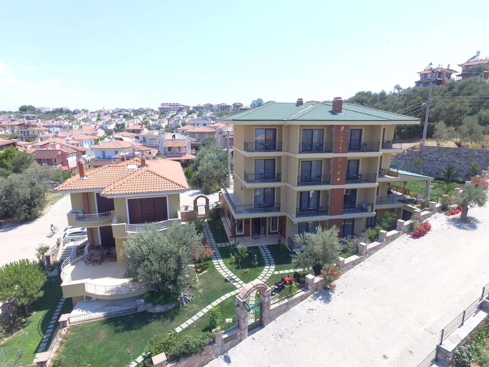 Niluefer Butik Otel (Adults Only) Ayvalı Buitenkant foto