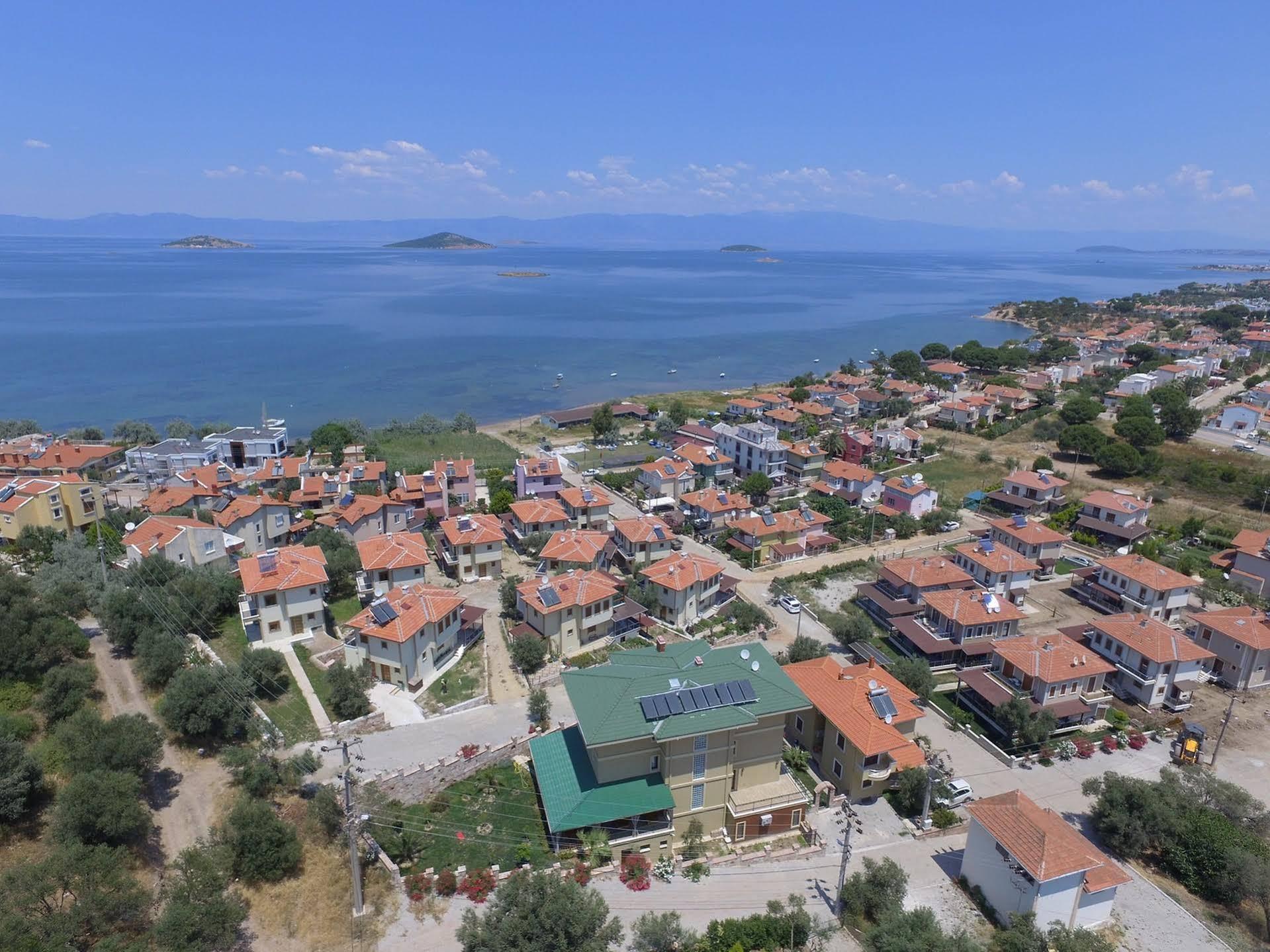 Niluefer Butik Otel (Adults Only) Ayvalı Buitenkant foto