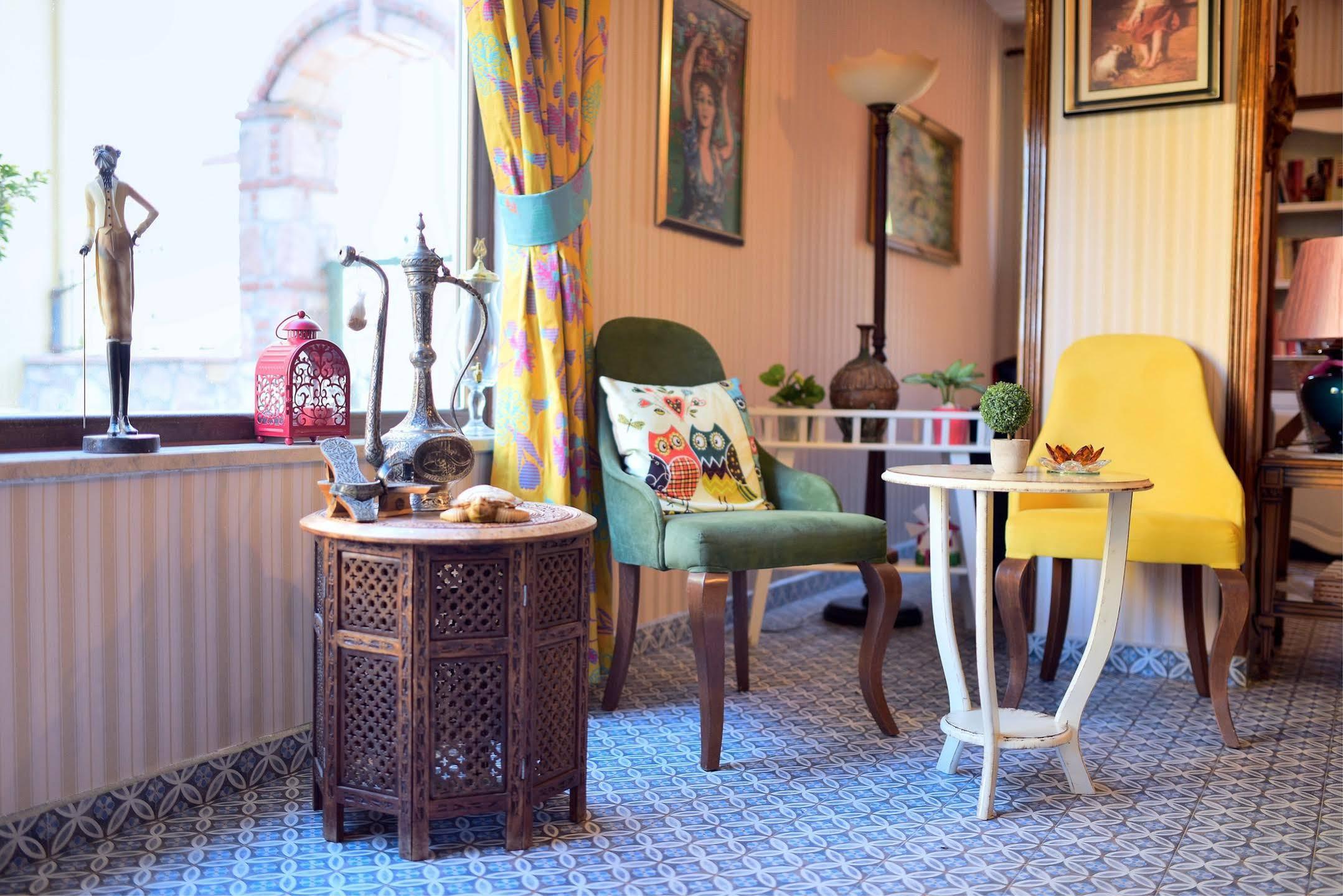 Niluefer Butik Otel (Adults Only) Ayvalı Buitenkant foto